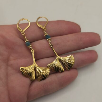 kolczyki ze złotej stali z naturalnym apatytem