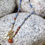 naszyjnik z lapis lazuli i karneolu-demo na kamieniach