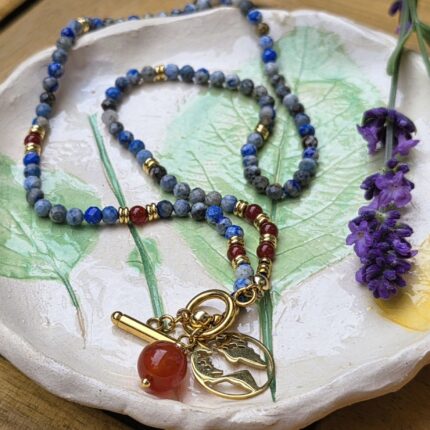 naszyjnik z lapis lazuli i karneolu-demo na ceramice