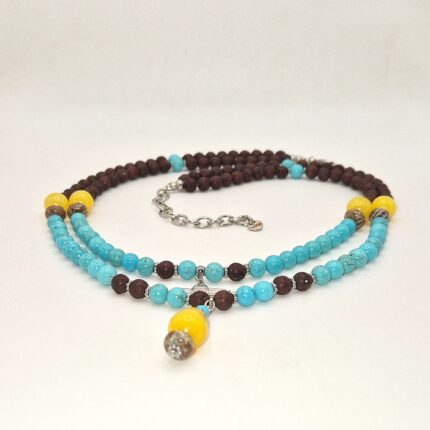 naszyjnik dwurzędowy z naturalnych kamieni z elementami ze stali szlachetnej