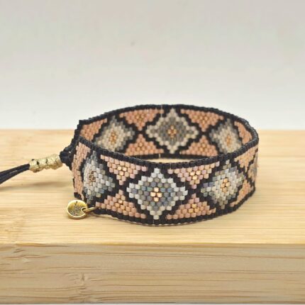 Bransoletka z koralików miyuki,wzór orientalny,kolor rózowy z czernia