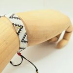 Bransoleta wyszywana ręcznie z koralików szklanych Miyuki-biało-czarno-złota